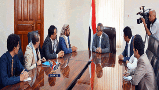 رئيس الوزراء يؤكد دعم الحكومة لمحافظة ريمة واحتياجاتها الملحة