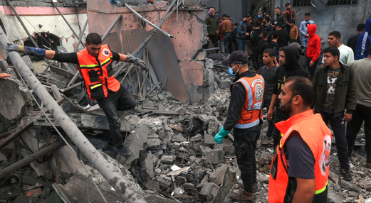 ارتفاع شهداء غزة إلى 15207 و40 ألف مصاب