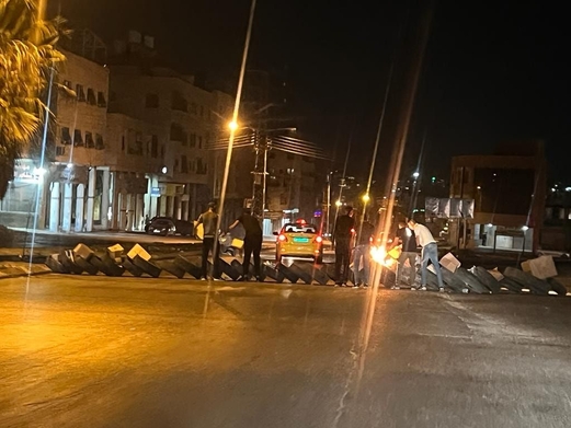 قوات العدو الصهيوني تقتحم مدينة نابلس