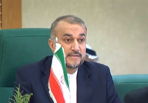 أمير عبداللهيان: دفاع المسؤولين الأمريكيين عن حقوق الإنسان والمرأة كذبة لا أكثر