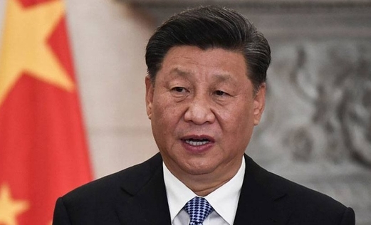 الرئيس الصيني شي جينبينغ يصل إلى فيتنام في زيارة دولة