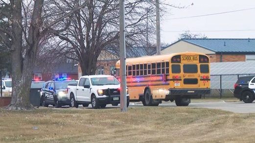 مقتل شخص واصابة اخر بإطلاق نار في مدرسة ثانوية بالولايات المتحدة