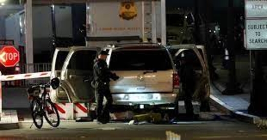 اصطدام سيارة بسياج البيت الأبيض وتوقيف السائق