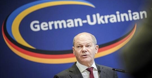 ألمانيا تتعهد بتخصيص سبعة مليارات يورو كمساعدات عسكرية لأوكرانيا عام 2024