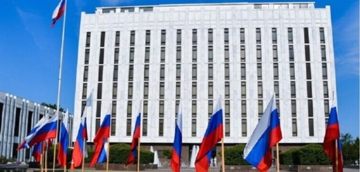 السفارة الروسية تعلن منع واشنطن الدبلوماسيين الروس من المشاركة في اجتماع مجلس الحبوب الدولي