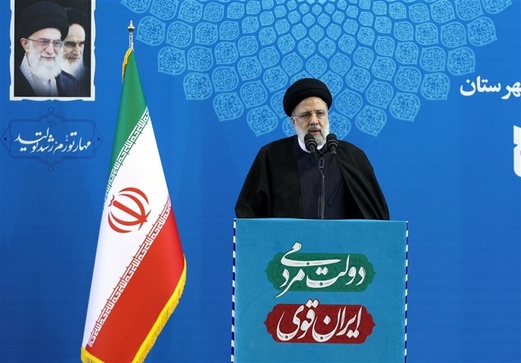 السيد رئيسي: إيران من بين الدول العشر الأولى في مجال الفضاء 