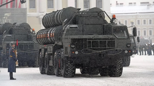 روسيا سترد على نشر الأسلحة النووية الأمريكية في بريطانيا