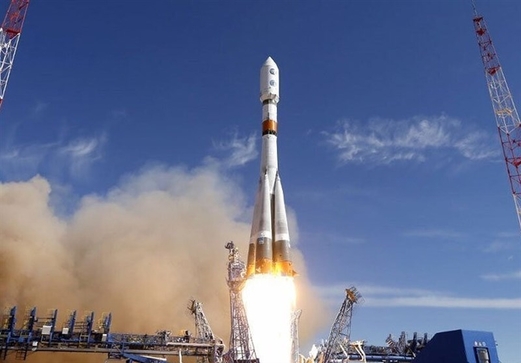 طهران تطلق القمر الصناعي “بارس1” الى الفضاء بنجاح