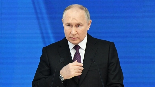 بوتين يحذر الغرب من اندلاع نزاع نووي