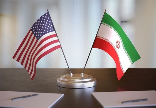 مصدر إيراني مطلع ينفي إجراء محادثات غير مباشرة مع أمريكا بشأن تطورات البحر الأحمر