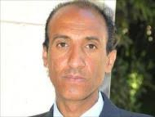 الاديب بشير المصقري  لـ (السياسية نت):  شُغفت بالقراءة  من الكتب التي كنت أسرقها