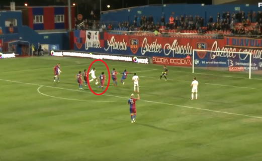 هدف عالمي في منافسات الدوري الفرنسي