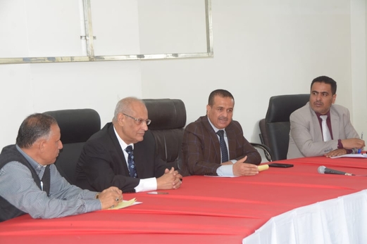 وزير الصناعة يدشن العمل بالرقم المجاني لخدمات شكاوى المواطنين