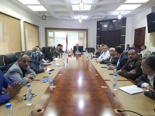 وزير المياه والبيئة يوجه بتكثيف التدخلات بالمحافظات التي تشهد ارتفاعاً في تفشي الكوليرا