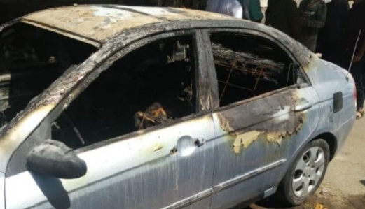 مسلحون يقتلون مواطنا ويحرقونه داخل سيارته في عدن