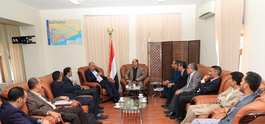وزيرا النقل والمالية يناقشان أوضاع هيئة تنظيم شؤون النقل البري