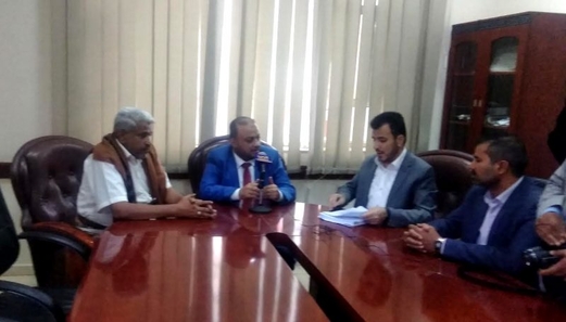 الدكتور مقبولي يرأس اجتماعاً لمناقشة الوضع الوبائي بالحديدة