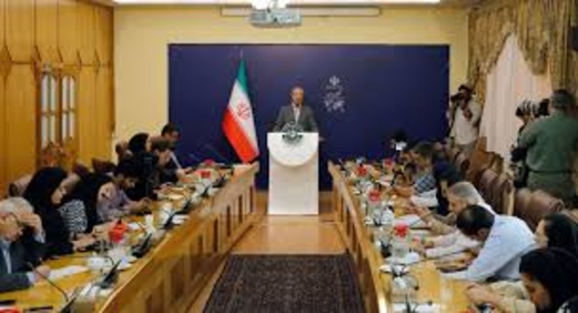 إيران تعلن رسميا على احتمال استهداف دبي والرياض