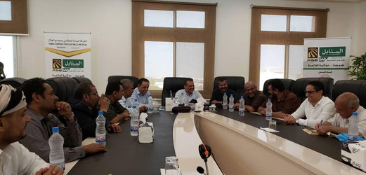 وزير الصناعة يؤكد الاستعداد لتقديم التسهيلات للمشاريع الاستثمارية الايجابية في الحديدة