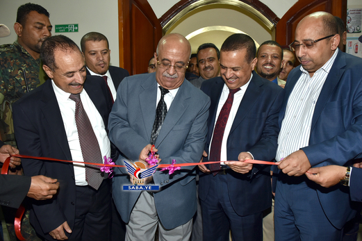 الرهوي والدرة يفتتحان المعرض السنوي للابتكارات العلمية بمدارس أمانة العاصمة