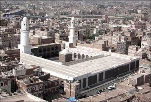 تدشين مشاريع تأهيل بالجامع الكبير بصنعاء