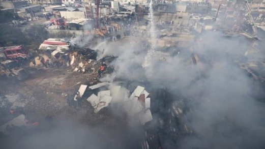 ارتفاع ضحايا حريق في سوق بغزة إلى 14 شهيدا