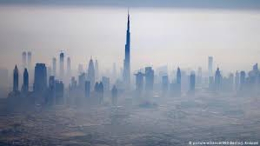 “الإمارة الزجاجية”.. “دبي” أول الراحلين على سفينة الـ”كورونا”..!