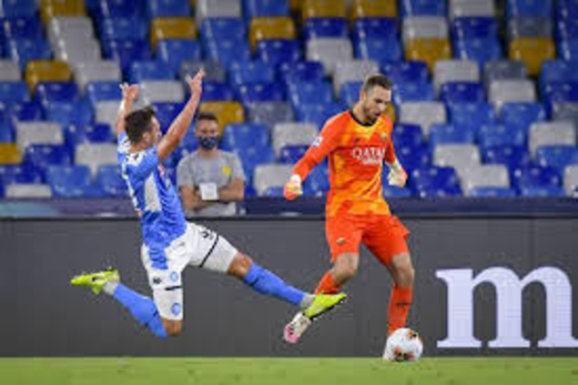 نابولي يحقق فوزًا صعبًا على روما