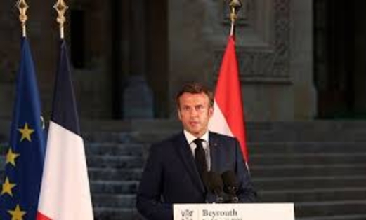 ماكرون يتعهد بتقديم مساعدات إلى لبنان