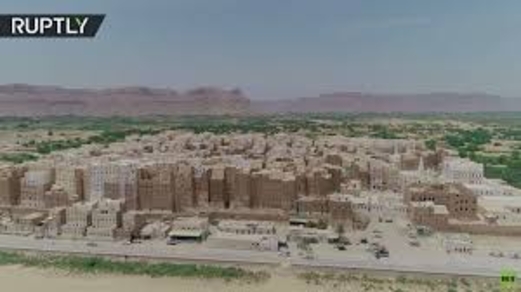 أضرار جسيمة في بلدة يمنية تدعى مانهاتن الصحراء بعد أمطار غزيرة