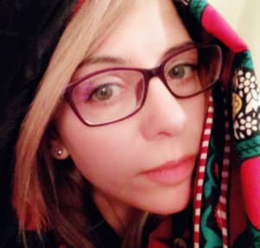 هل من مُنْصِتْ.…!