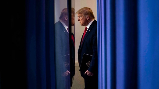 كورونا يحجر ترامب في عز حملته..لماذا يهتم العالم بإصابته إلى هذا الحدّ؟