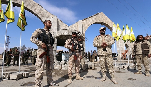 ميليشيا (قوات سوريا الديمقراطية) تداهم بلدة في شرق سورية وتختطف عدة مواطنين