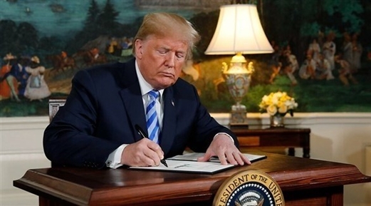 لماذا يعيّن ترامب أحد المُتّهمين باغتِيال سليماني وتفجير مرفأ بيروت وزيراً للدفاع؟