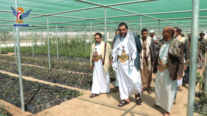الهادي والجيلاني يتفقدان مشتل الحتارش لإنتاج شتلات زراعية بعد إعادة تأهيله
