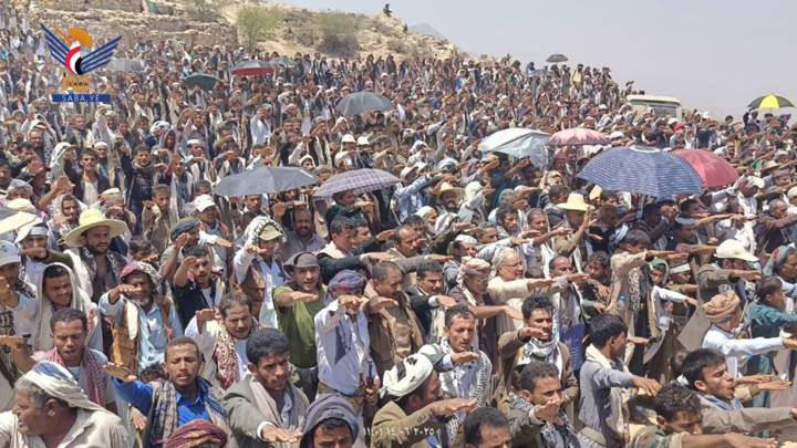 محافظة حجة تحتفي بيوم الولاية في 33 ساحة