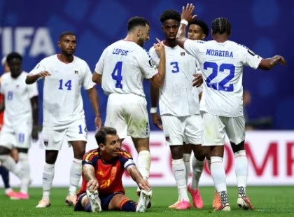 منتخب إسبانيا يسقط بفخ التعادل أمام الرأس الأخضر في أولى مبارياتهما بكأس العالم