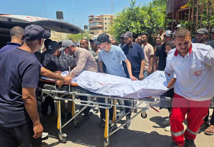 غزة: 12 شهيدا فلسطينيا بينهم 4 أطفال منذ فجر اليوم