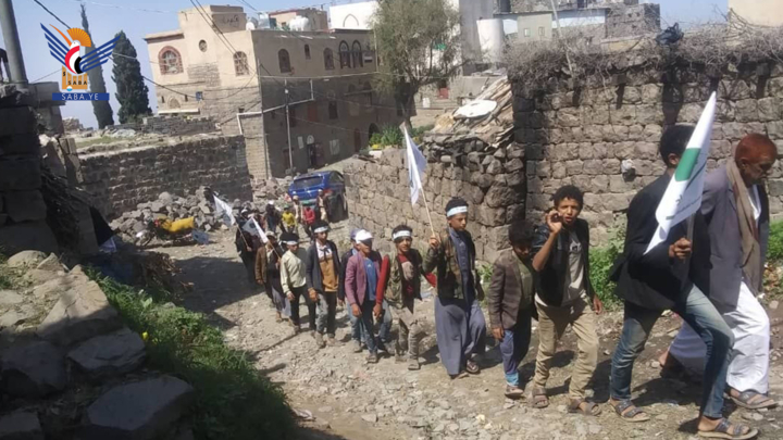 مسيرة طلابية وكشفية في مديرية حفاش بالمحويت