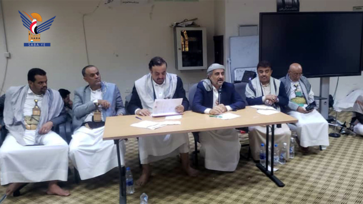 المداني يناقش سبل تطوير العمل التعاوني بأمانة العاصمة