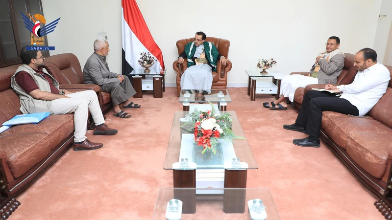وزير المالية يشيد بأداء صندوق صيانة الطرق والجسور