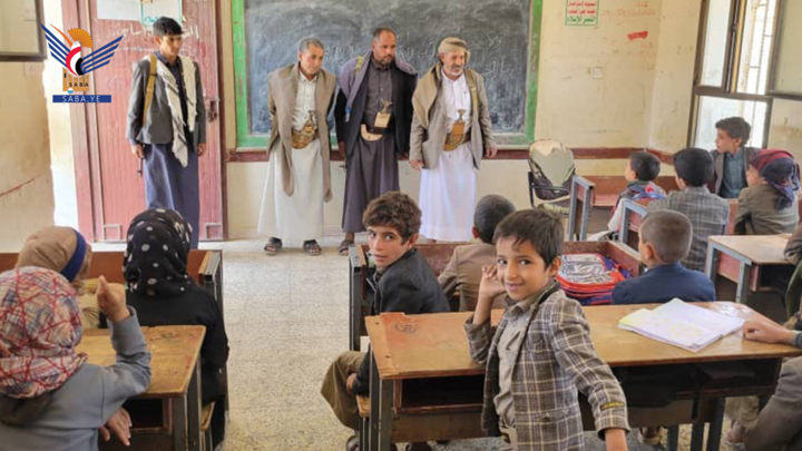 تفقد أنشطة الدورات الصيفية في مديريتي جحانة والطيال بصنعاء