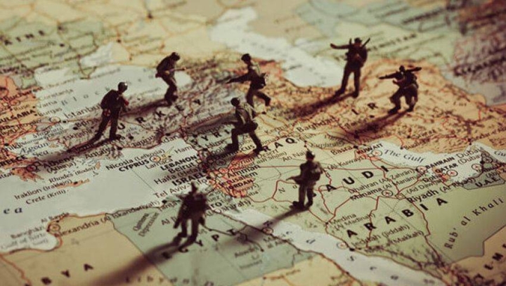 الفوضى الخلّاقة… السلّم الذي ينوي ترامب النزول منه عن شجرة الحرب