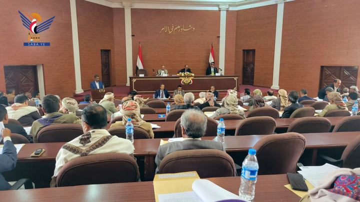 مجلس الشورى يقرّ تقرير لجنة البيئة والسياحة حول الجزر اليمنية
