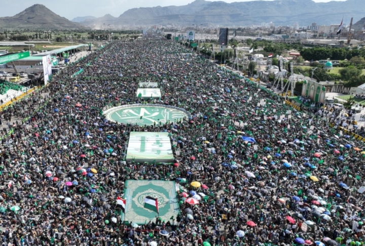 مؤكداً أن "القادم أعظم".. السيد الحوثي يكشف تفاصيل عن العملية النوعية التي استهدفت "تل أبيب"