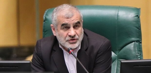 نائب رئيس البرلمان الإيراني: على واشنطن مغادرة المنطقة قبل أن تتلقى هزيمة أشد