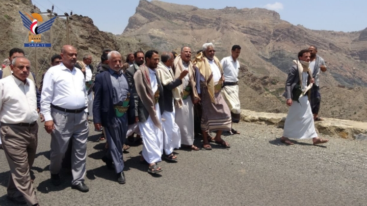 وزير النقل والأشغال ومحافظ حجة يتفقدان طريق كحلان "عفار - المغربة - الجميمة" 