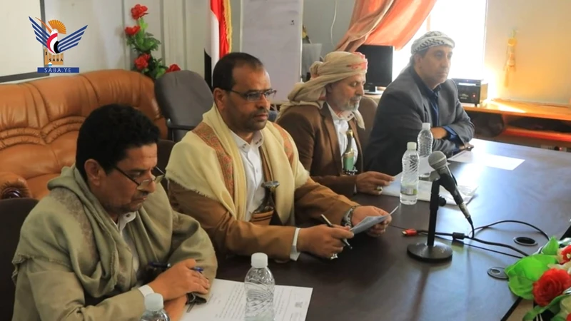تنفيذي صعدة يناقش مستوى أداء عدد من المكاتب بالمحافظة