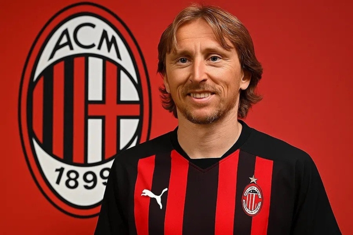 ميلان الإيطالي يعلن ضم الكرواتي لوكا مودريتش لموسم واحد