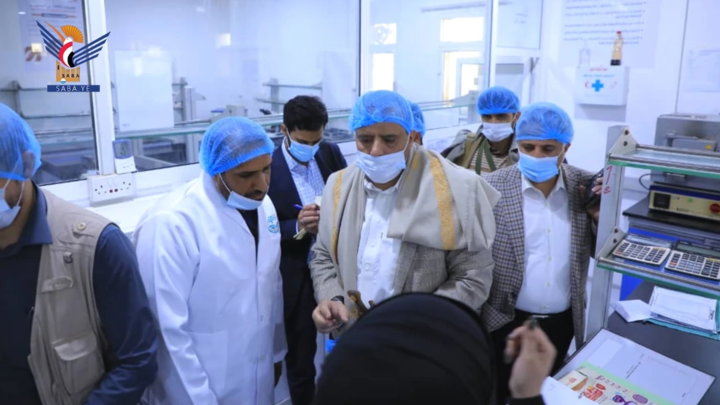 القائم بأعمال وزير الاقتصاد يطلع على نشاط مصنع لإنتاج أغذية الأطفال